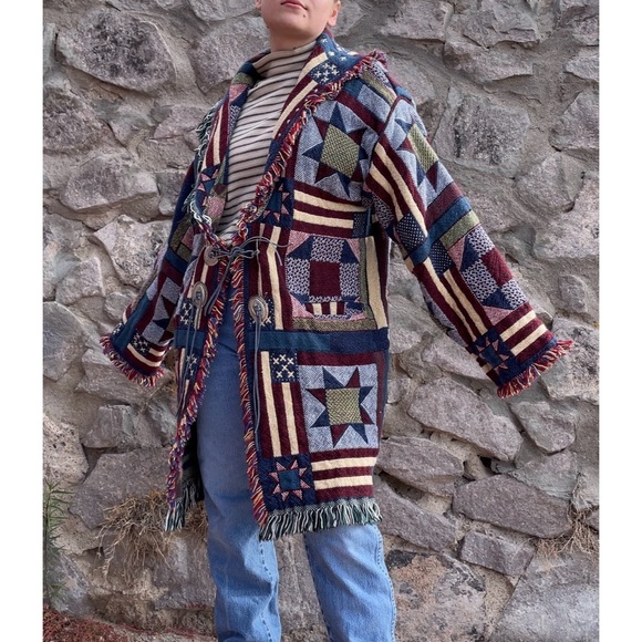 Handcrafted | Reworked Tapestry Fringe Blanket Cardigan Coat Quilt-Look Pattern - Picture 2 of 16